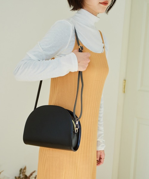 MAISON BREEZE（メゾンブリーズ）の「【MAISON BREEZE】M.B.Zハーフムーンショルダー KNF（ショルダーバッグ・レディース・ブラック/ワイン/ブラウン・FREE）」の19枚目の写真