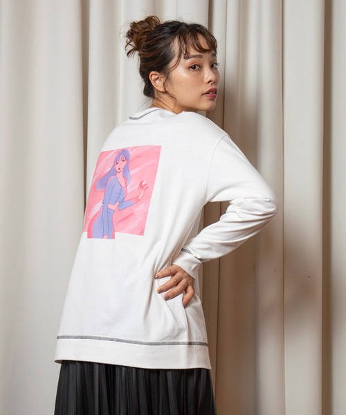 vis-`a-vis(ビサビ)の「【WEB限定】【コラボ】ミチ&藍にいなイラストステッチ配色ロングTシャツ(Tシャツ/カットソー・レディース・ホワイト/ブラウン系その他3/ネイビー・FREE)」の9枚目の写真