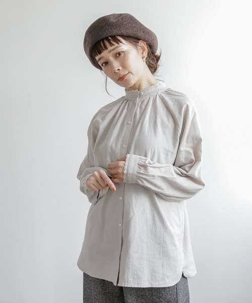 studio CLIP（スタディオクリップ）の「ダブルフロントダンレースブラウス（シャツ/ブラウス・レディース・グレー/オフホワイト/スモーク・MEDIUM/LARGE）」の3枚目の写真