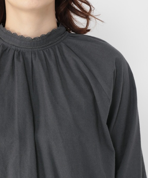studio CLIP（スタディオクリップ）の「ダブルフロントダンレースブラウス（シャツ/ブラウス・レディース・グレー/オフホワイト/スモーク・MEDIUM/LARGE）」の8枚目の写真