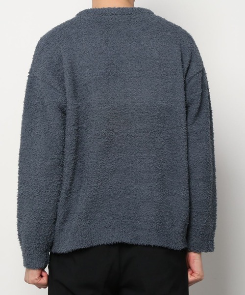 SITRY（シトリー）の「Boucle Crew neck knit /ブークレ クルーネックニット（ルームウェア/パジャマ・メンズ・チャコールグレー/グレイッシュベージュ・M/L）」の11枚目の写真