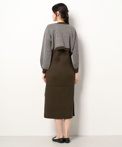archives(アルシーヴ)の「前後2WAYヘリンボーンカーディガン+リブニットワンピース(ワンピース・レディース・ブラック/ブラウン/ベージュ・MEDIUM)」の4枚目の写真