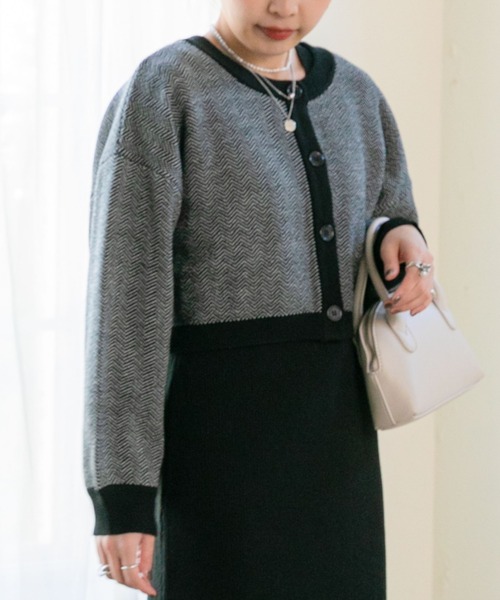 archives(アルシーヴ)の「前後2WAYヘリンボーンカーディガン+リブニットワンピース(ワンピース・レディース・ブラック/ブラウン/ベージュ・MEDIUM)」の16枚目の写真