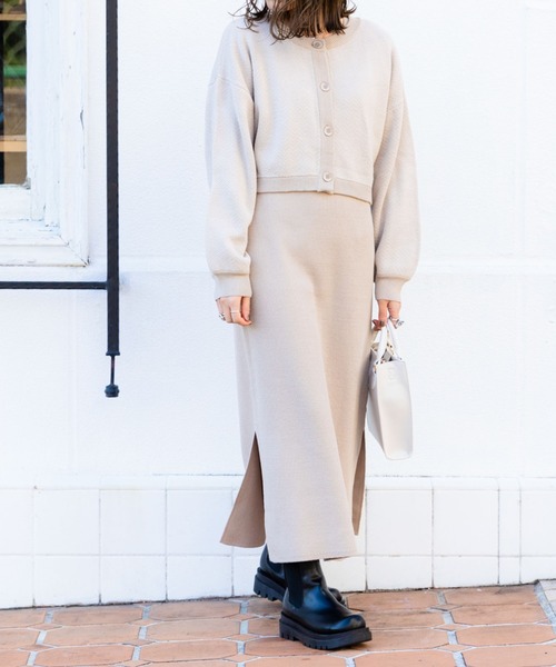 archives(アルシーヴ)の「前後2WAYヘリンボーンカーディガン+リブニットワンピース(ワンピース・レディース・ブラック/ブラウン/ベージュ・MEDIUM)」の9枚目の写真