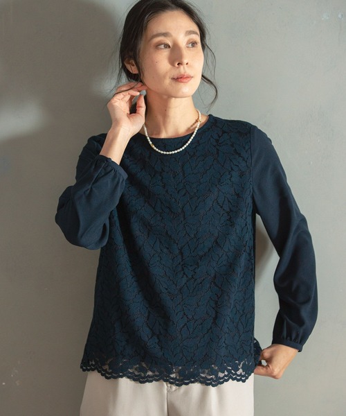 LEPSIM(レプシィム)の「華やかレースブラウス 257511(シャツ/ブラウス・レディース・オフホワイト/ネイビー・MEDIUM/LARGE)」の1枚目の写真