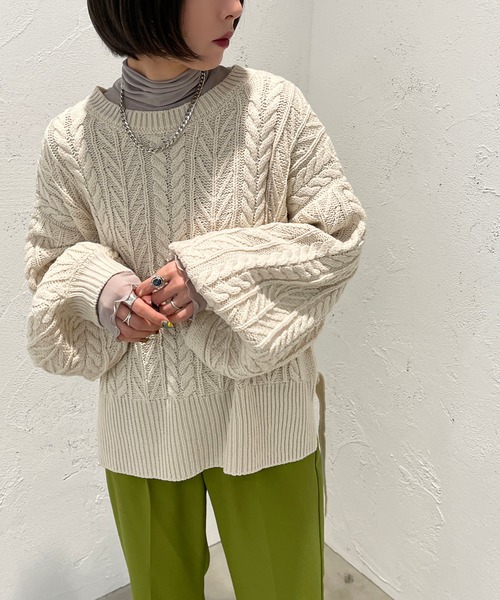 apres jour mignon（アプレジュールミニョン）の「Dカンベルトケーブルニット【ZOZOTOWN限定アイテム】（ニット/セーター・レディース・ブラック/パープル/アイボリー・X-LARGE/フリー）」の5枚目の写真