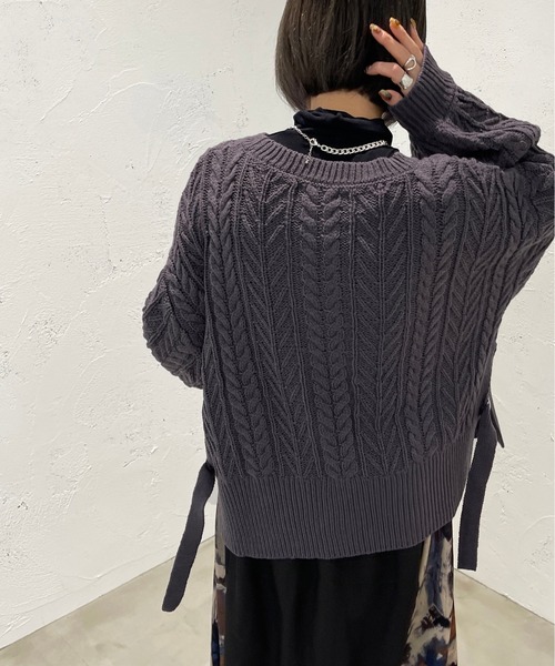 apres jour mignon（アプレジュールミニョン）の「Dカンベルトケーブルニット【ZOZOTOWN限定アイテム】（ニット/セーター・レディース・ブラック/パープル/アイボリー・X-LARGE/フリー）」の21枚目の写真