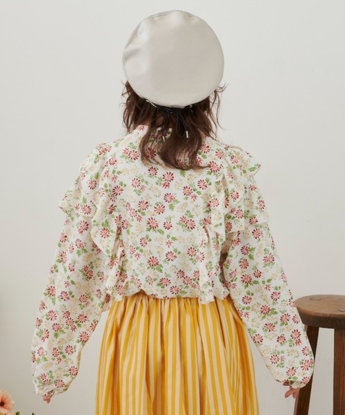 MERLOT(メルロー)の「フリルフラワーブラウス(シャツ/ブラウス・レディース・ホワイト/イエロー/ブルー・FREE)」の7枚目の写真