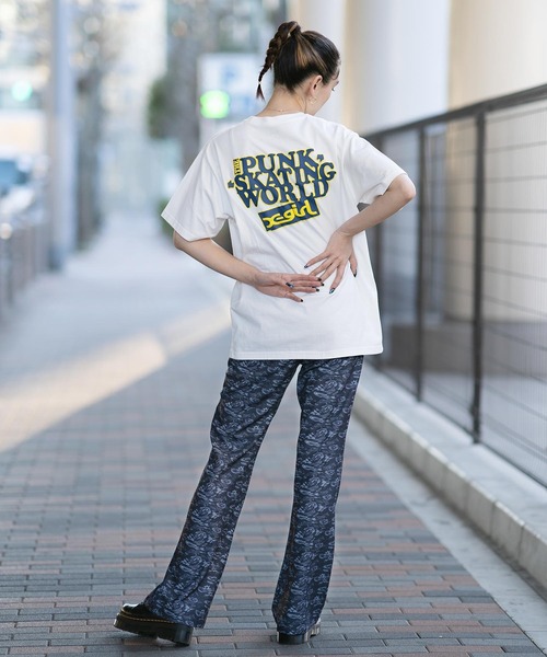 X-girl（エックスガール）の「FOAM PRINT LOGO S/S TEE/発泡プリントロゴ　Tシャツ（Tシャツ/カットソー・レディース・ライトパープル/ブラック/ホワイト・M/L/S/XL）」の9枚目の写真