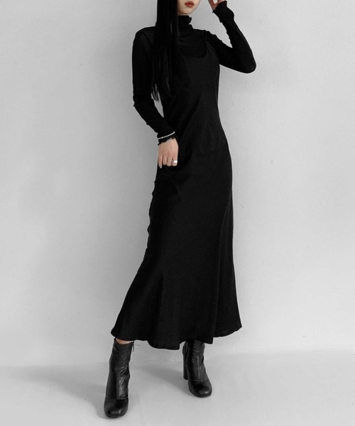 LVEU.（ラブユ.）の「Satin camisole one-piece / サテンキャミソールワンピース（ワンピース・レディース・ブラック・FREE）」の6枚目の写真