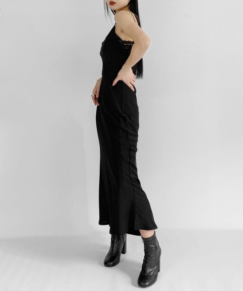 LVEU.（ラブユ.）の「Satin camisole one-piece / サテンキャミソールワンピース（ワンピース・レディース・ブラック・FREE）」の9枚目の写真