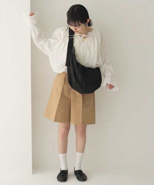 Crisp（クリスプ）の「パフショルダーバッグ（ショルダーバッグ・レディース・ブラック/アイボリー/ブラウン/カーキ/ベージュ・FREE）」の15枚目の写真