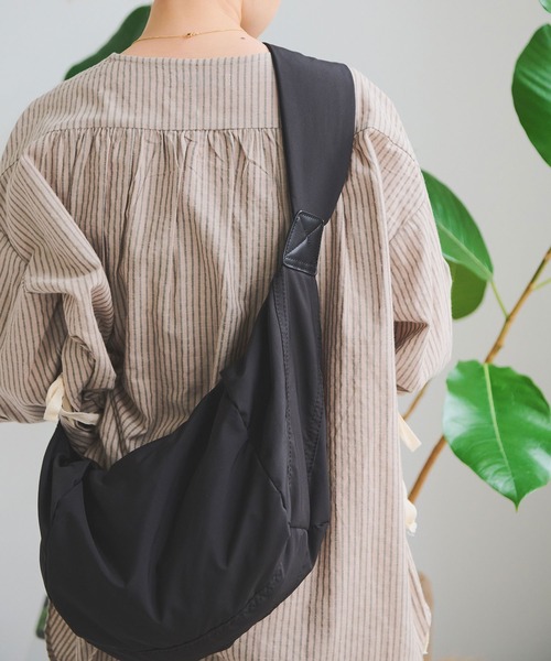 パフショルダーバッグ（ショルダーバッグ）｜Crisp（クリスプ）の