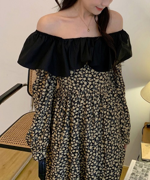 Dita Muaj.（ディータムアージュ）の「2wayレトロ小花柄ワンピース(オフショルダー)（ワンピース・レディース・ブラック/グリーン・FREE）」の18枚目の写真