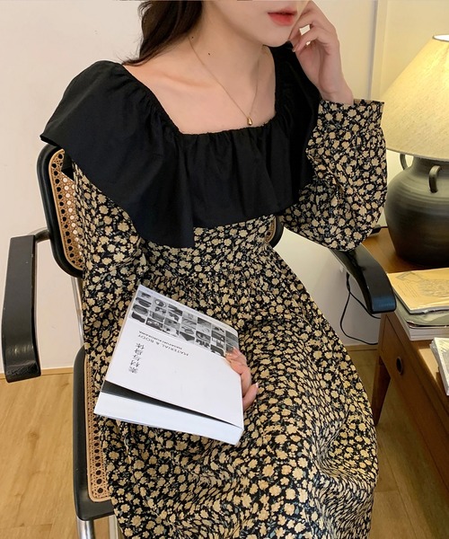 Dita Muaj.（ディータムアージュ）の「2wayレトロ小花柄ワンピース(オフショルダー)（ワンピース・レディース・ブラック/グリーン・FREE）」の7枚目の写真