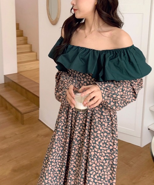 Dita Muaj.（ディータムアージュ）の「2wayレトロ小花柄ワンピース(オフショルダー)（ワンピース・レディース・ブラック/グリーン・FREE）」の12枚目の写真