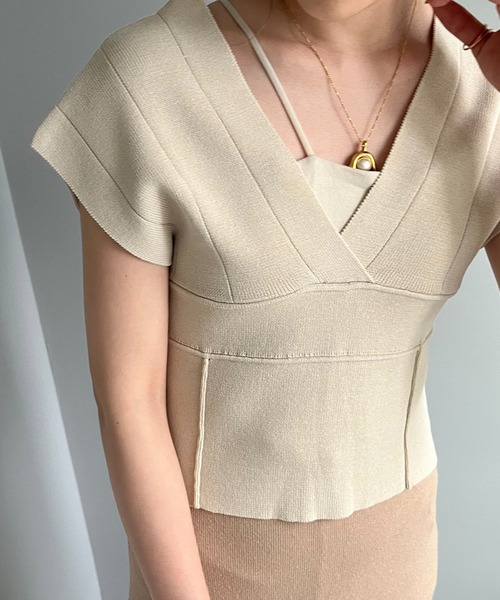 CAPRICIEUX LE'MAGE（カプリシューレマージュ）の「ブロッキング深Vプルオーバー（ニット/セーター・レディース・ブラック/ベージュ・FREE）」の8枚目の写真