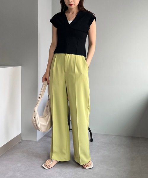 CAPRICIEUX LE'MAGE（カプリシューレマージュ）の「ブロッキング深Vプルオーバー（ニット/セーター・レディース・ブラック/ベージュ・FREE）」の18枚目の写真