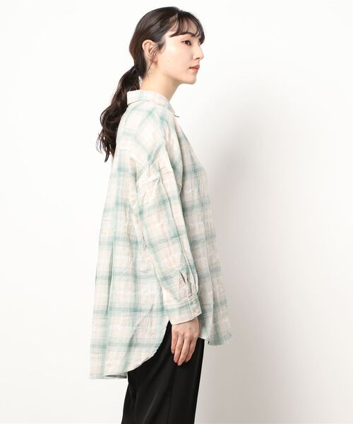 Samansa Mos2（サマンサ モスモス）の「シャーリングローンブラウス（シャツ/ブラウス・レディース・ブラック/カーキ/ピンク/オレンジ/グリーン・ﾌﾘ-）」の6枚目の写真