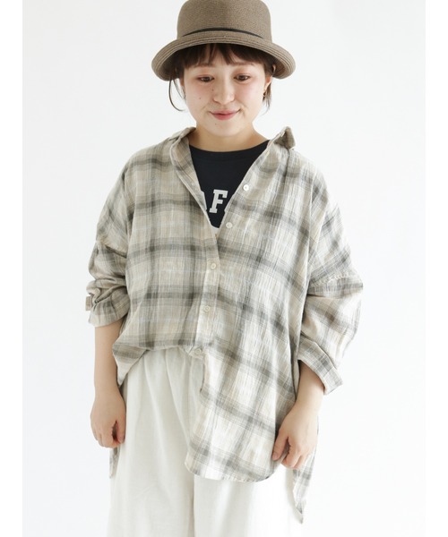 Samansa Mos2（サマンサ モスモス）の「シャーリングローンブラウス（シャツ/ブラウス・レディース・ブラック/カーキ/ピンク/オレンジ/グリーン・ﾌﾘ-）」の2枚目の写真