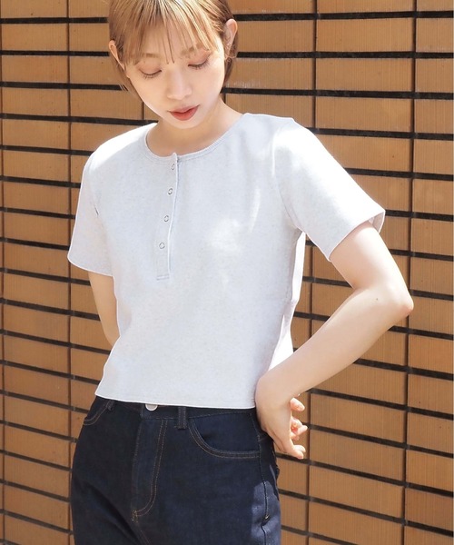 tiptop（ティップトップ）の「【2024SS新色登場】テレコヘンリーネックショートプルオーバー（Tシャツ/カットソー・レディース・ブラック/グレー/オフホワイト/ピンク/ライトグリーン/A/オレンジ/ホワイト系その他・FREE）」の4枚目の写真