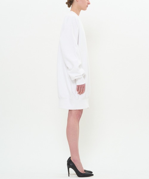 DRESSEDUNDRESSED（ドレスドアンドレスド）の「Inside Out Oversized Sweatshirt（スウェット・メンズ・ホワイト/ブラック・4/2/3）」の6枚目の写真