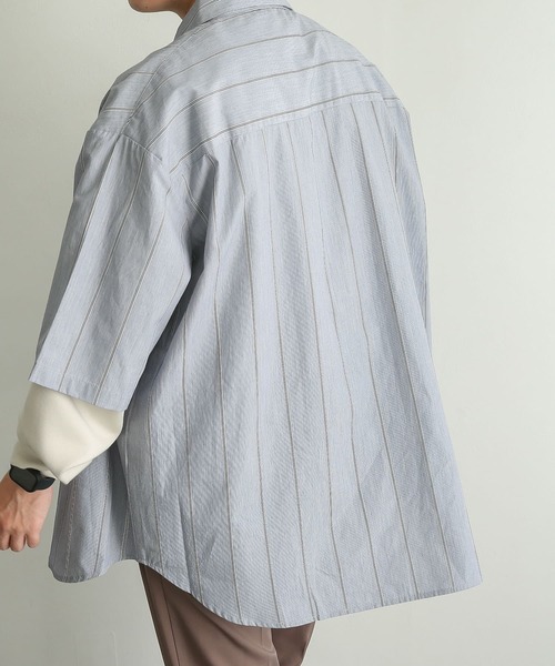 SENSE OF PLACE by URBAN RESEARCH(センスオブプレイスバイアーバンリサーチ)の「ストライプエクストラルーズシャツ(5分袖)(シャツ/ブラウス・メンズ・ホワイト/ネイビー/ライトベージュ・MEDIUM/LARGE)」の19枚目の写真