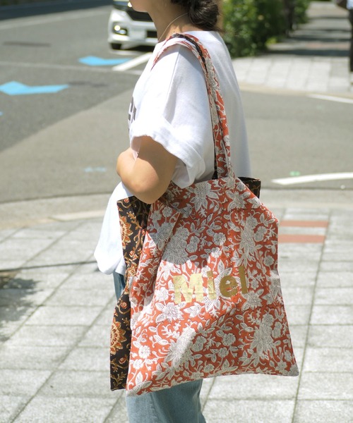 cepo（セポ）の「バロックプリント インド綿トートバッグ　WEB限定（トートバッグ・レディース・ホワイト系その他/ブラック系その他/レッド・FREE）」の20枚目の写真