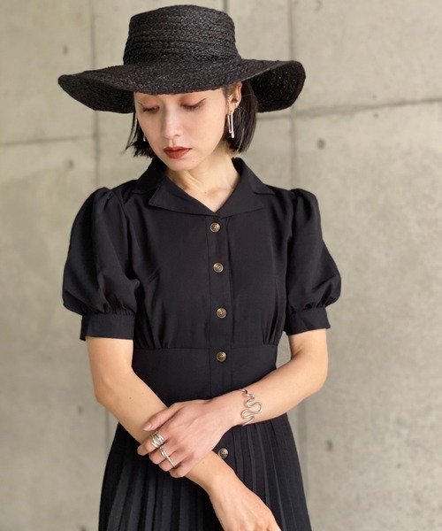 deux amour(ドゥーザムール)の「平織り開襟プリーツワンピース(シャツワンピース・レディース・ブラック/ベージュ/サックスブルー・MEDIUM)」の12枚目の写真