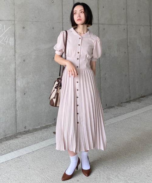 deux amour(ドゥーザムール)の「平織り開襟プリーツワンピース(シャツワンピース・レディース・ブラック/ベージュ/サックスブルー・MEDIUM)」の22枚目の写真