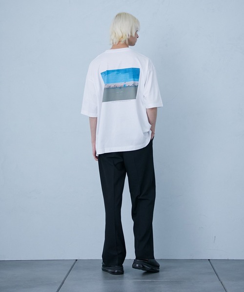 PUBLIC TOKYO(パブリックトウキョウ)の「ビューティフルバックプリントフォトTEE -ARG-(Tシャツ/カットソー・メンズ・ホワイト/ブラック・1/2)」の8枚目の写真