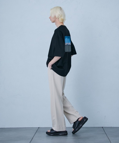 PUBLIC TOKYO(パブリックトウキョウ)の「ビューティフルバックプリントフォトTEE -ARG-(Tシャツ/カットソー・メンズ・ホワイト/ブラック・1/2)」の4枚目の写真