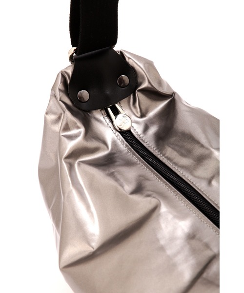 Jack Gomme（ジャックゴム）の「◆【JACK GOMME】ＬＩＲＩＳショルダーバッグ（ショルダーバッグ・レディース・シルバー/ベージュ系その他・ﾌﾘ-）」の7枚目の写真