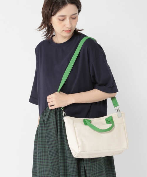 studio CLIP（スタディオクリップ）の「撥水キャンバスショルダーバッグ（トートバッグ・レディース・グリーン/ブラック/グレー・FREE）」の3枚目の写真