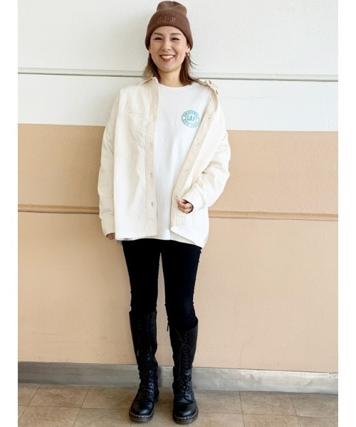 GAP（ギャップ）の「ウォッシュウェル オーバーサイズ カーキシャツジャケット（その他アウター・レディース・ナチュラル・XS/S/M/XXS/L）」の11枚目の写真