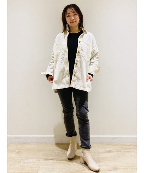 GAP（ギャップ）の「ウォッシュウェル オーバーサイズ カーキシャツジャケット（その他アウター・レディース・ナチュラル・XS/S/M/XXS/L）」の14枚目の写真