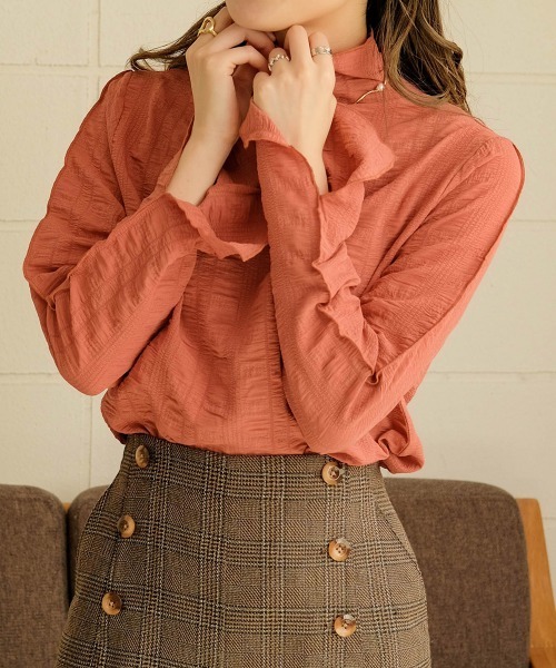 Bab（バブ）の「シアーサッカーストライプブラウス（シャツ/ブラウス・レディース・ブラック/ピンク/ライトグリーン/アイボリー・M）」の4枚目の写真