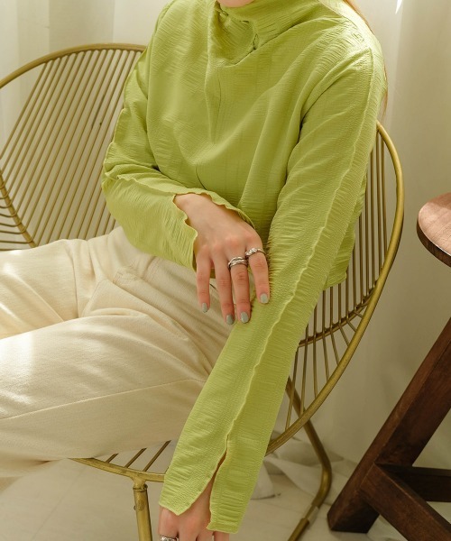 Bab（バブ）の「シアーサッカーストライプブラウス（シャツ/ブラウス・レディース・ブラック/ピンク/ライトグリーン/アイボリー・M）」の12枚目の写真