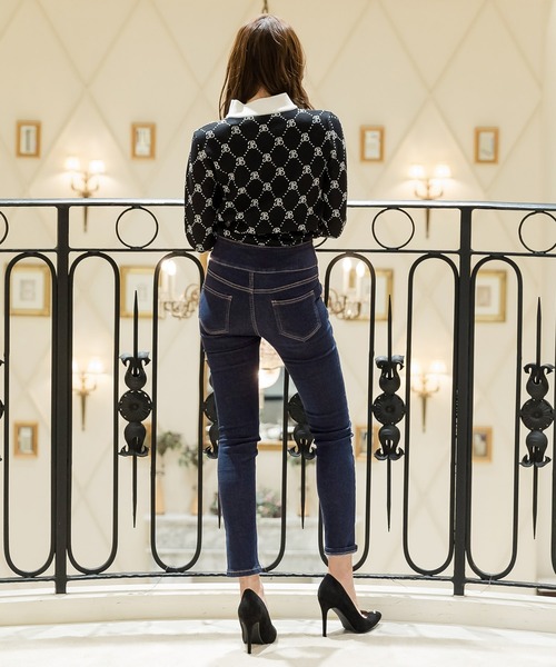 Julia Boutique(ジュリアブティック)の「3連ボタンハイウエストデニムスキニーパンツ/22512(デニムパンツ・レディース・ブラック/ネイビー/ブルー・S/M/L/LL/3L)」の8枚目の写真