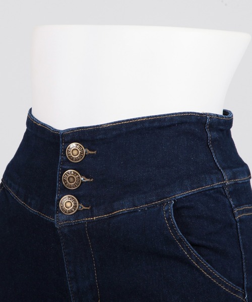 Julia Boutique(ジュリアブティック)の「3連ボタンハイウエストデニムスキニーパンツ/22512(デニムパンツ・レディース・ブラック/ネイビー/ブルー・S/M/L/LL/3L)」の16枚目の写真