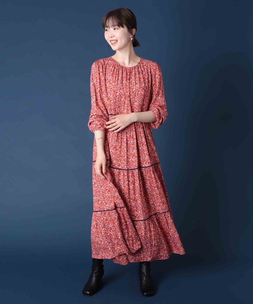 Jines（ジネス）の「パイピングフラワーティアードワンピース