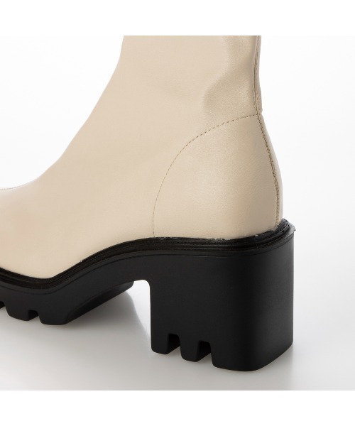 noyau（ノヤウ）の「タンクソールストレッチブーツ（ブーツ・レディース・ライトブルーグレー/アイボリー/ブラック系その他6/ブラック・S/M/L/LL）」の9枚目の写真