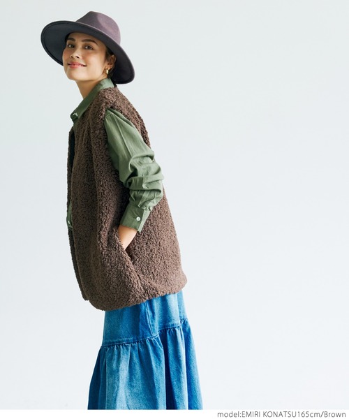 coca（coca）（コカ）の「ミドル丈ボアベスト（ベスト・レディース・ブラウン/アイボリー・ONE SIZE）」の10枚目の写真