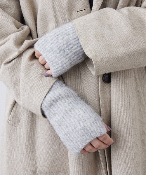 BIRTHDAY BAR（バースデイバー）の「アームウォーマー エアリーモヘア（アームカバー・レディース・パープル/グレー/グリーン/ブルー・フリー）」の2枚目の写真