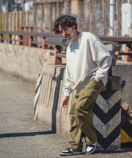 improves(インプローブス)の「【improves】13.4オンス ヘビーウエイト クルーネック スウェット トレーナー(スウェット・メンズ・グリーン/ネイビー/ブラック/オートミール・LARGE/MEDIUM/X-LARGE)」の5枚目の写真