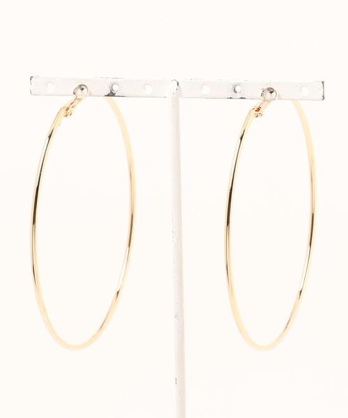 EGOIST（エゴイスト）の「BIGシンプルフープピアス（ピアス（両耳用）・レディース・ゴールド/シルバー・FREE）」の10枚目の写真