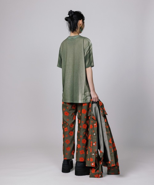 NON TOKYO（ノントーキョー）の「NON TOKYO/ノントーキョー/フロッキーフラワーデニムパンツ（デニムパンツ・レディース・ブラック/カーキ/インディゴブルー・1/2）」の15枚目の写真