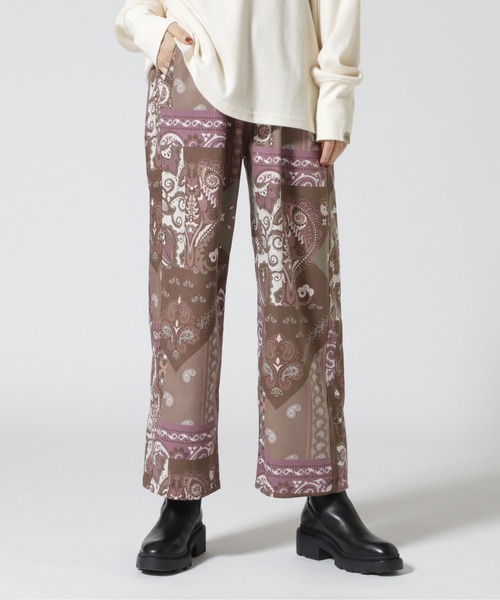 AVIREX(アヴィレックス)の「REPEATING PATTERN PANTS/ リピーティングパターンパンツ(その他パンツ・レディース・チャコール/ブラウン・F)」の1枚目の写真