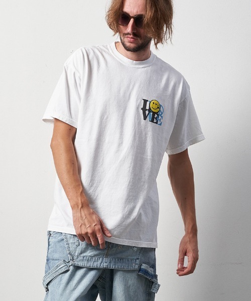 STUD MUFFIN(スタッドマフィン)の「mt8085-6ozピグメントダイコットン天竺アーススマイリー-サガラパッチ SSTシャツ(Tシャツ/カットソー・メンズ・ホワイト/チャコールグレー・2/4/3)」の18枚目の写真