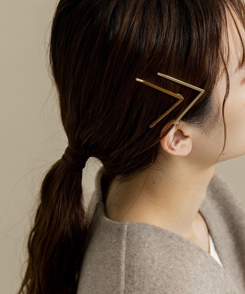 SMELLY（スメリー）の「メタルV2セットピン（ヘアピン・レディース・ゴールド・-）」の8枚目の写真